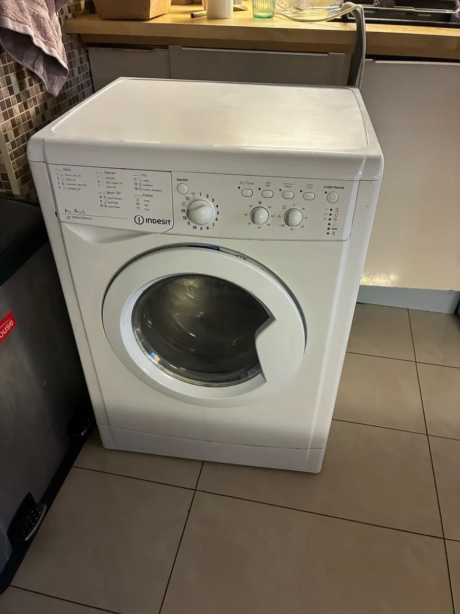 Washer dryer