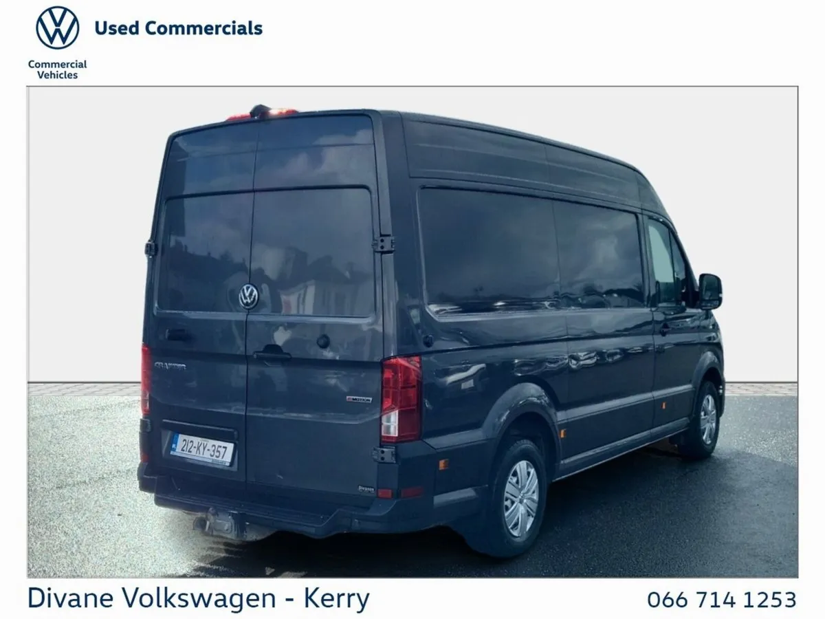 Volkswagen Crafter 4 MOTION HIGHLINE 35 MWB 177BHP - Image 4