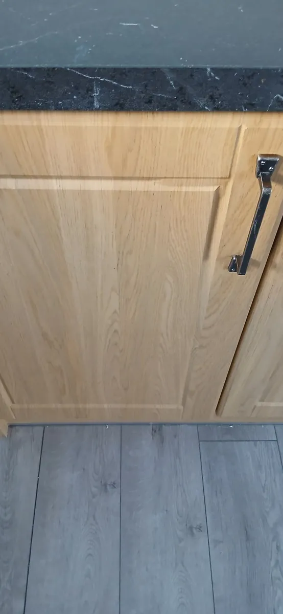 Kitchen island - Image 3