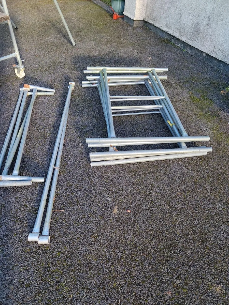 Portable  scaffolding  1,3m x 1,3m x 5,25m - Image 3