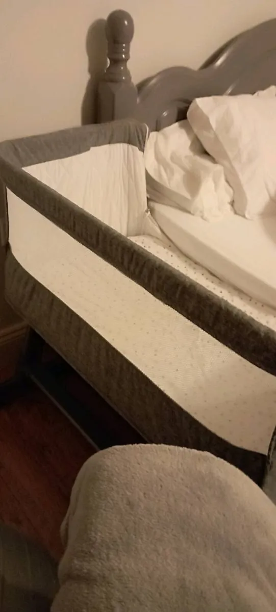 Babylo Next to me / Cosleeper - Image 1