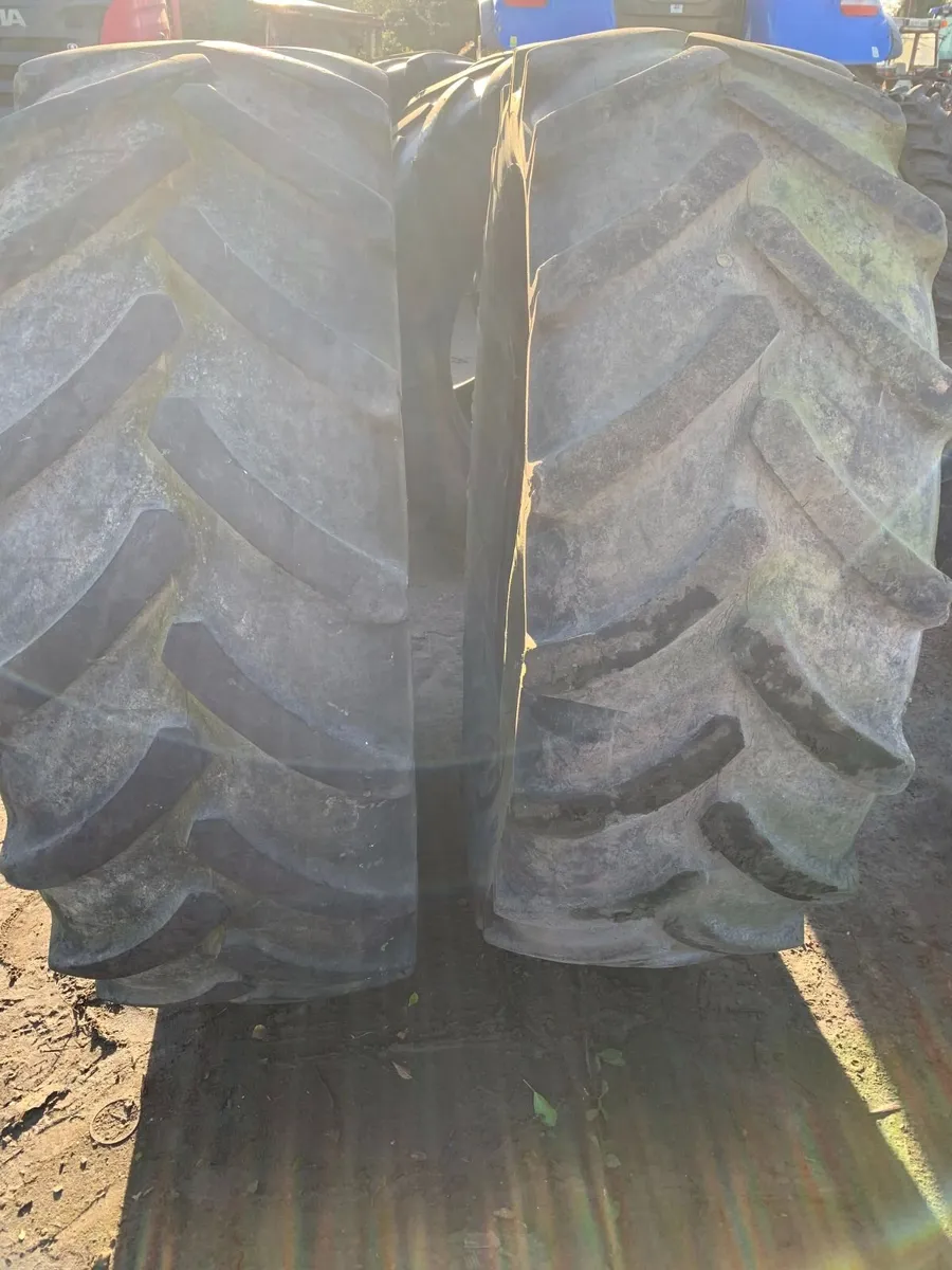 Tractor tyres - Image 1