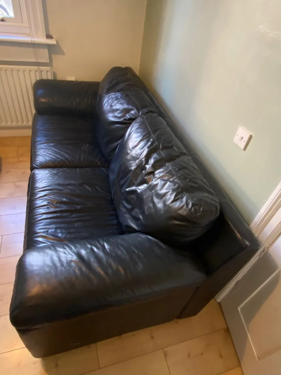 Large Black Leather 3 Seater Sofa - Image 2