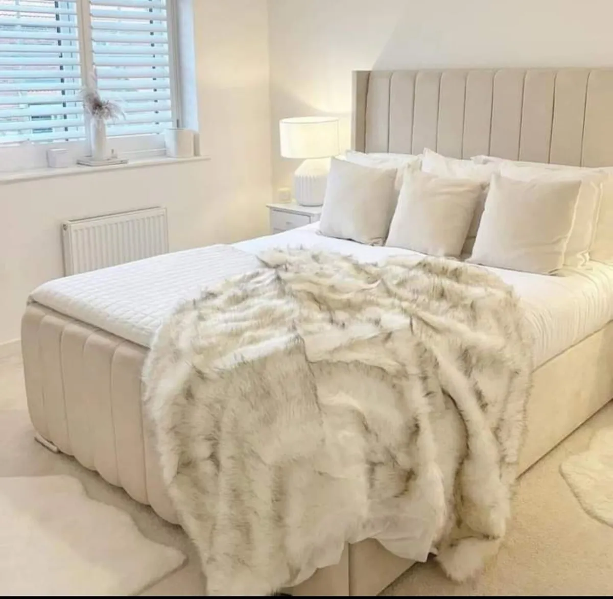 Bed - Image 1
