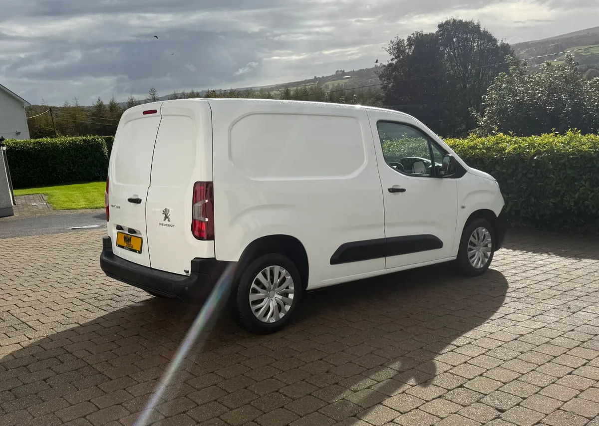2019 Peugeot Partner Professional 1.6hdi 100bhp - Image 3