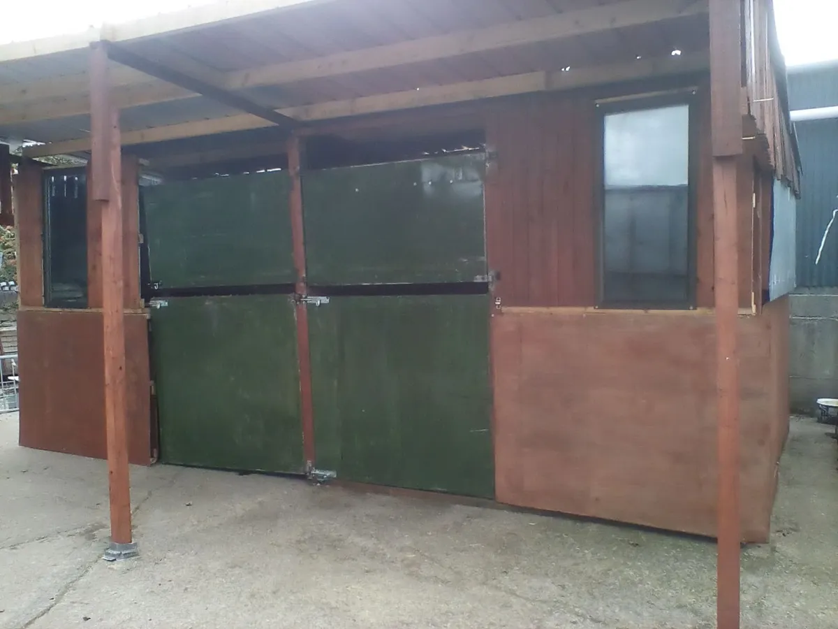 Stables  or tack shed - Image 2
