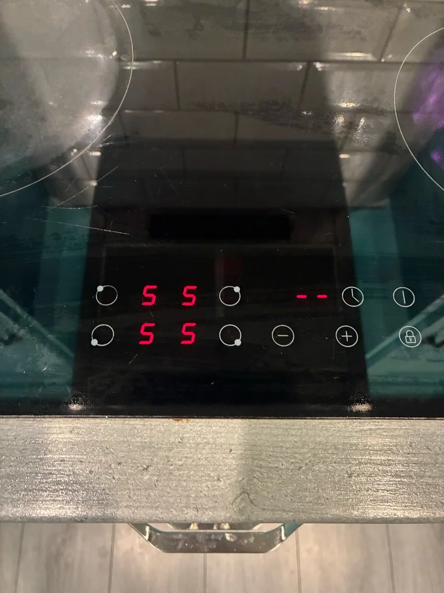Cooker/Hob - Image 1
