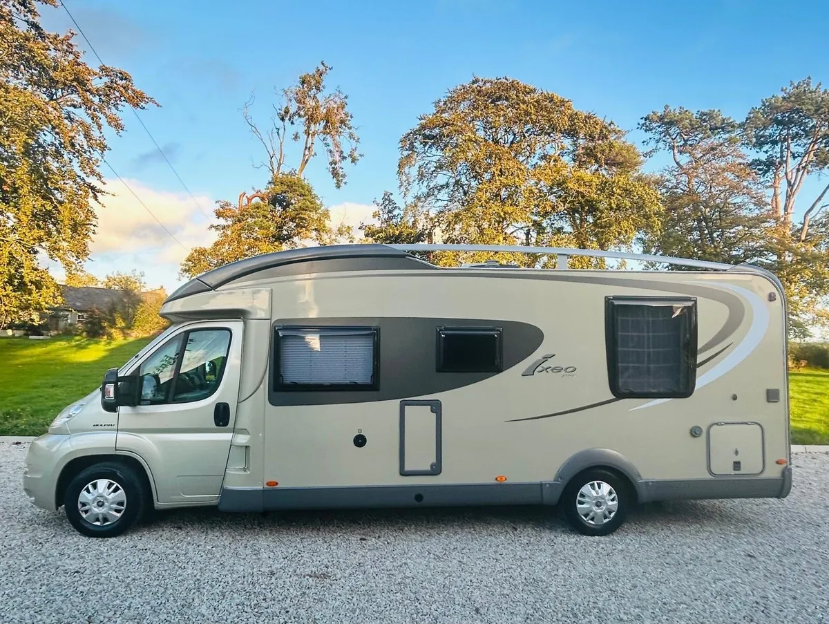 2011 Burstner Ixeo Plus motorhome - Image 4