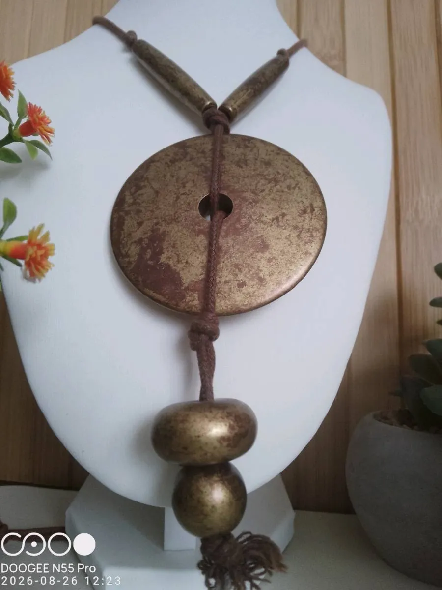 Bespoke Ornate Women's Necklace - Image 4