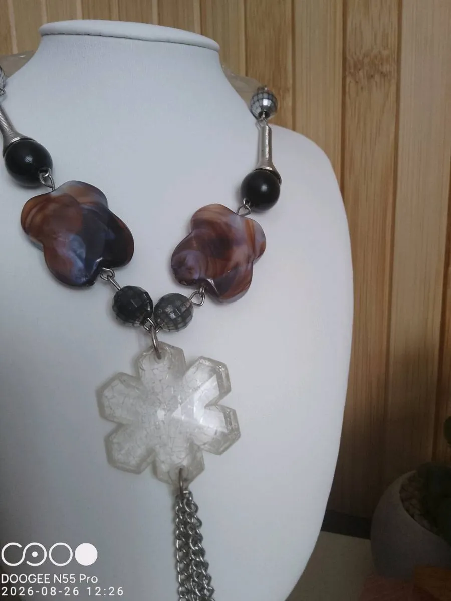 Bespoke Ornate Women's Necklace - Image 4