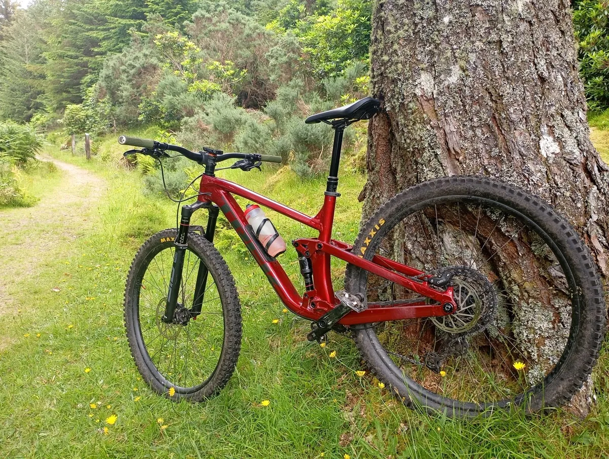 Trek Top Fuel 8 XT full-suspension mountain bike - Image 2