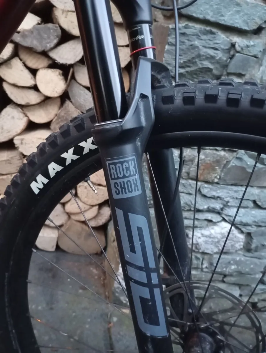 Trek Top Fuel 8 XT full-suspension mountain bike - Image 4