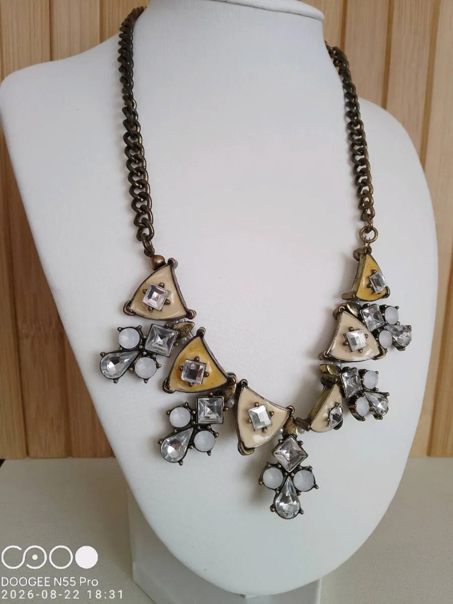 Bespoke Ornate Women's Necklace - Image 2