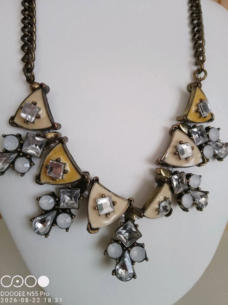 Bespoke Ornate Women's Necklace - Image 4