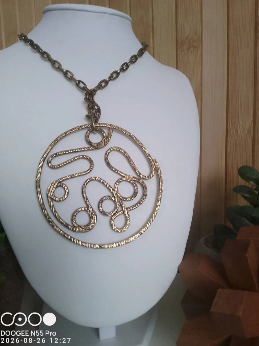 Bespoke Ornate Women's Necklace - Image 2