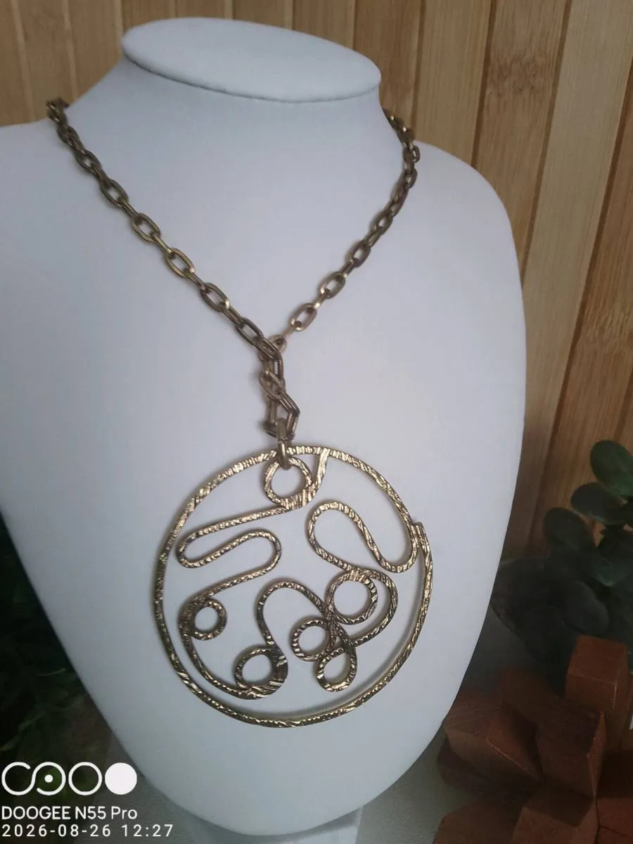 Bespoke Ornate Women's Necklace - Image 3