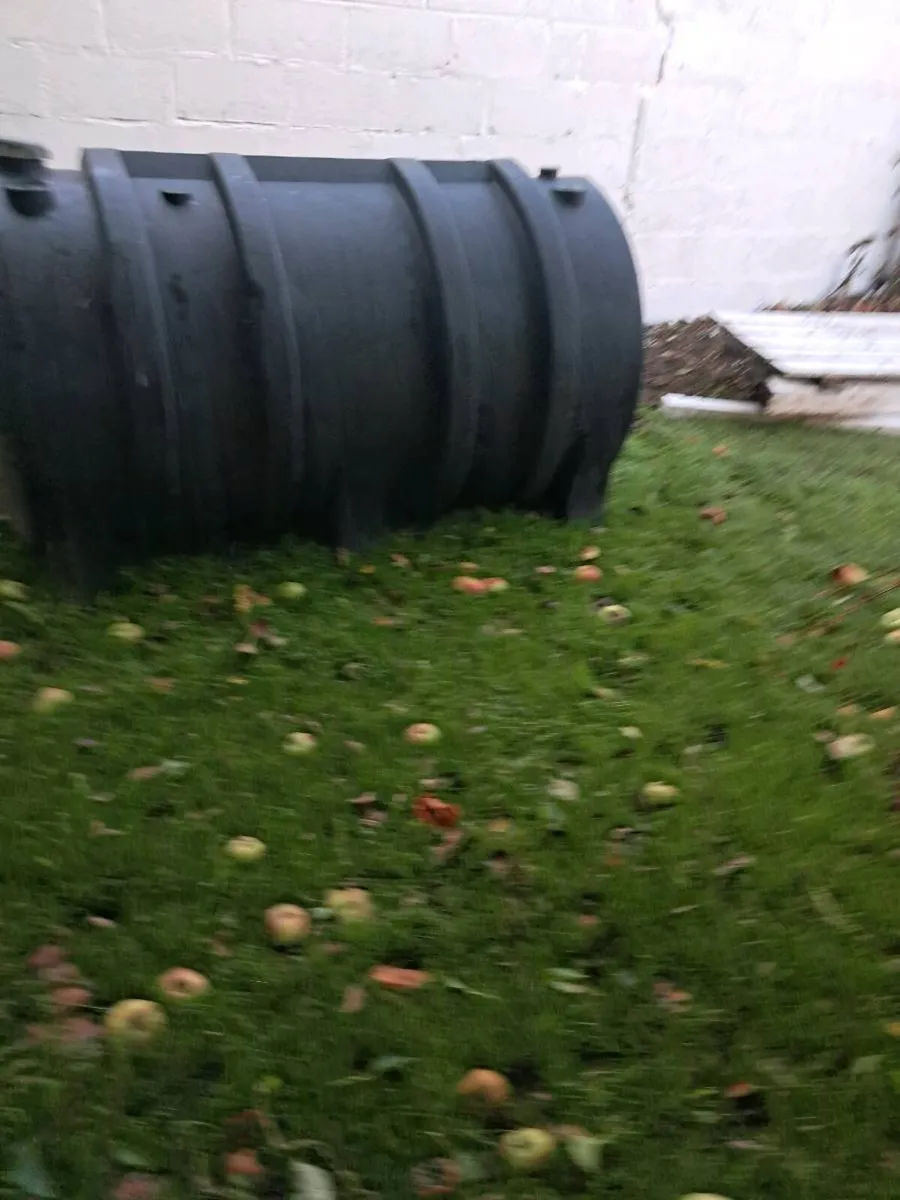 Oil tank 1100 litre - Image 2