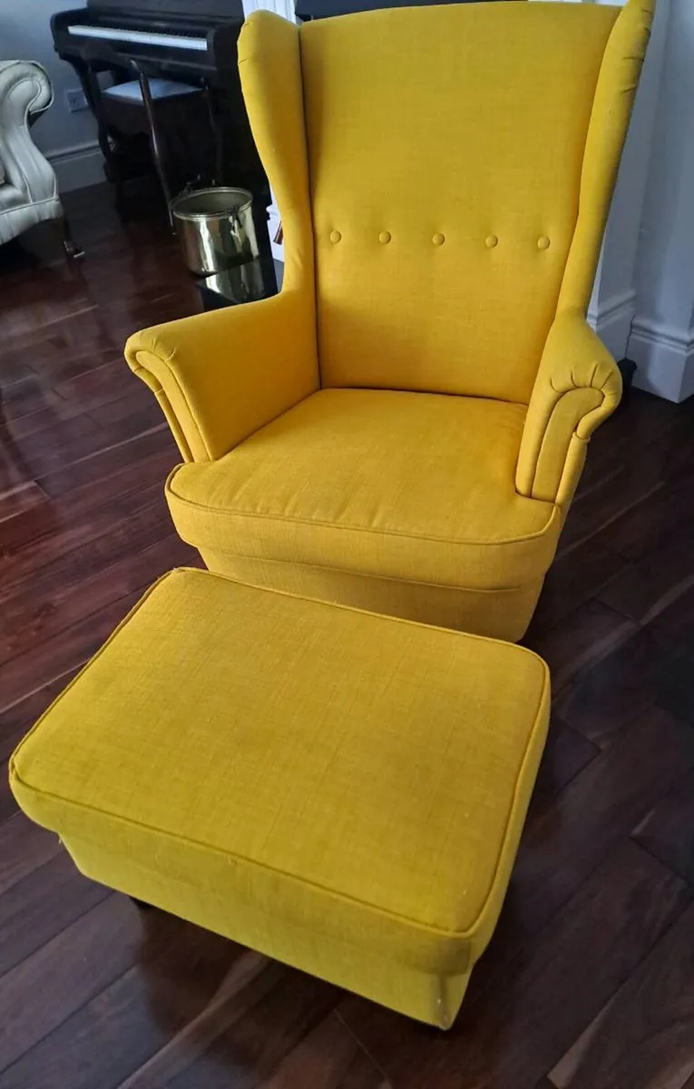 Armchair and footstool - Image 1