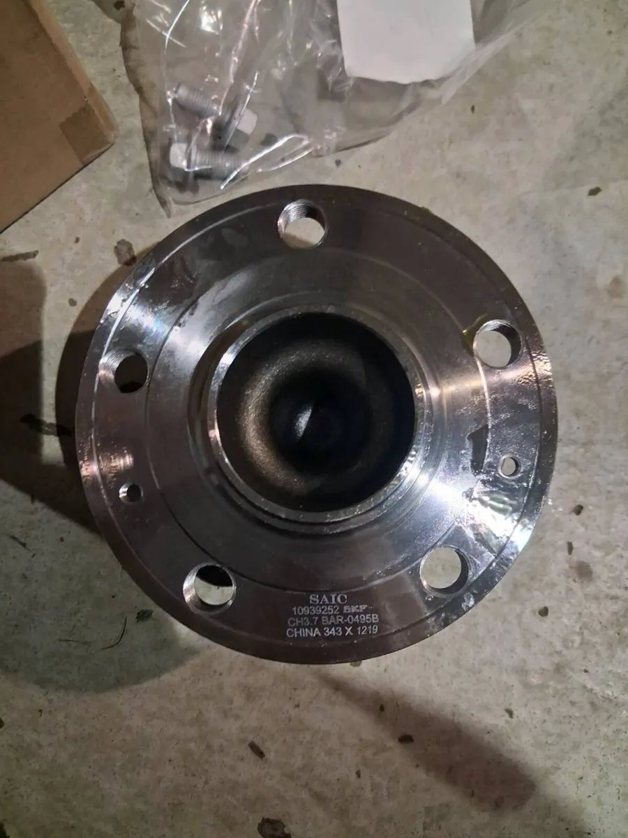 Mg 4 front wheel bearing - Image 1