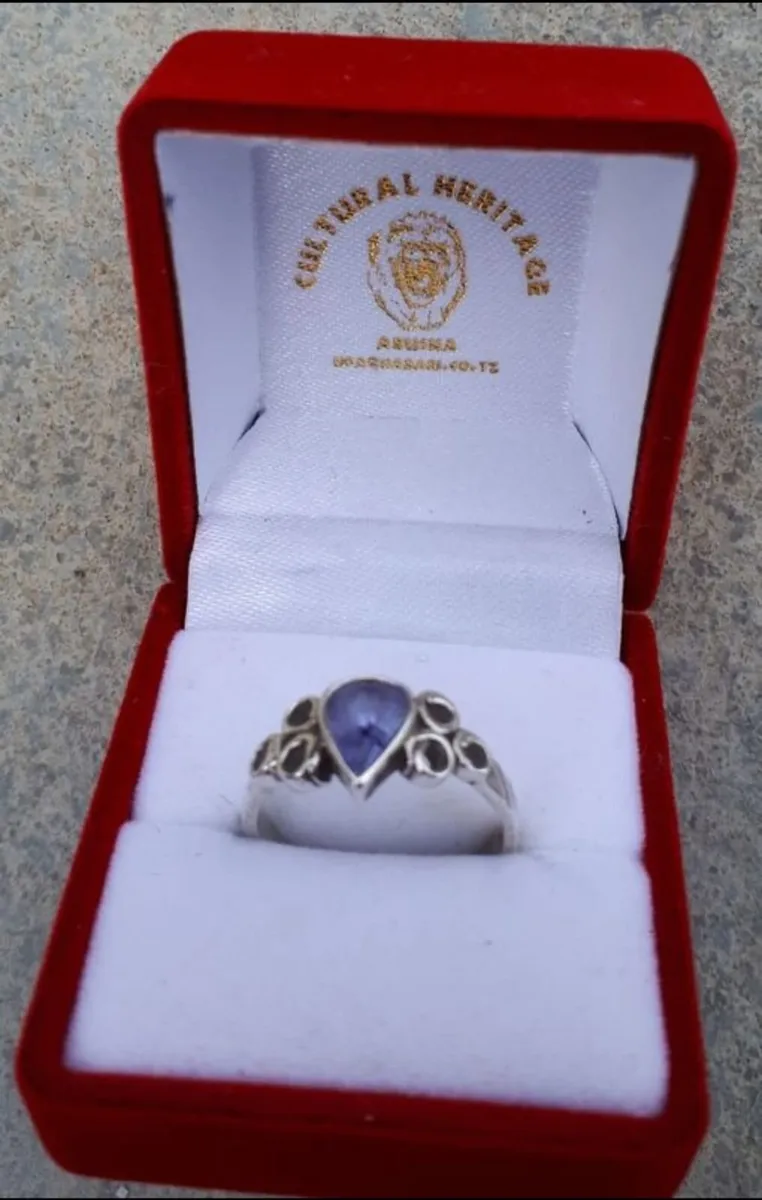 Silver Tanzanite Ring - Image 3