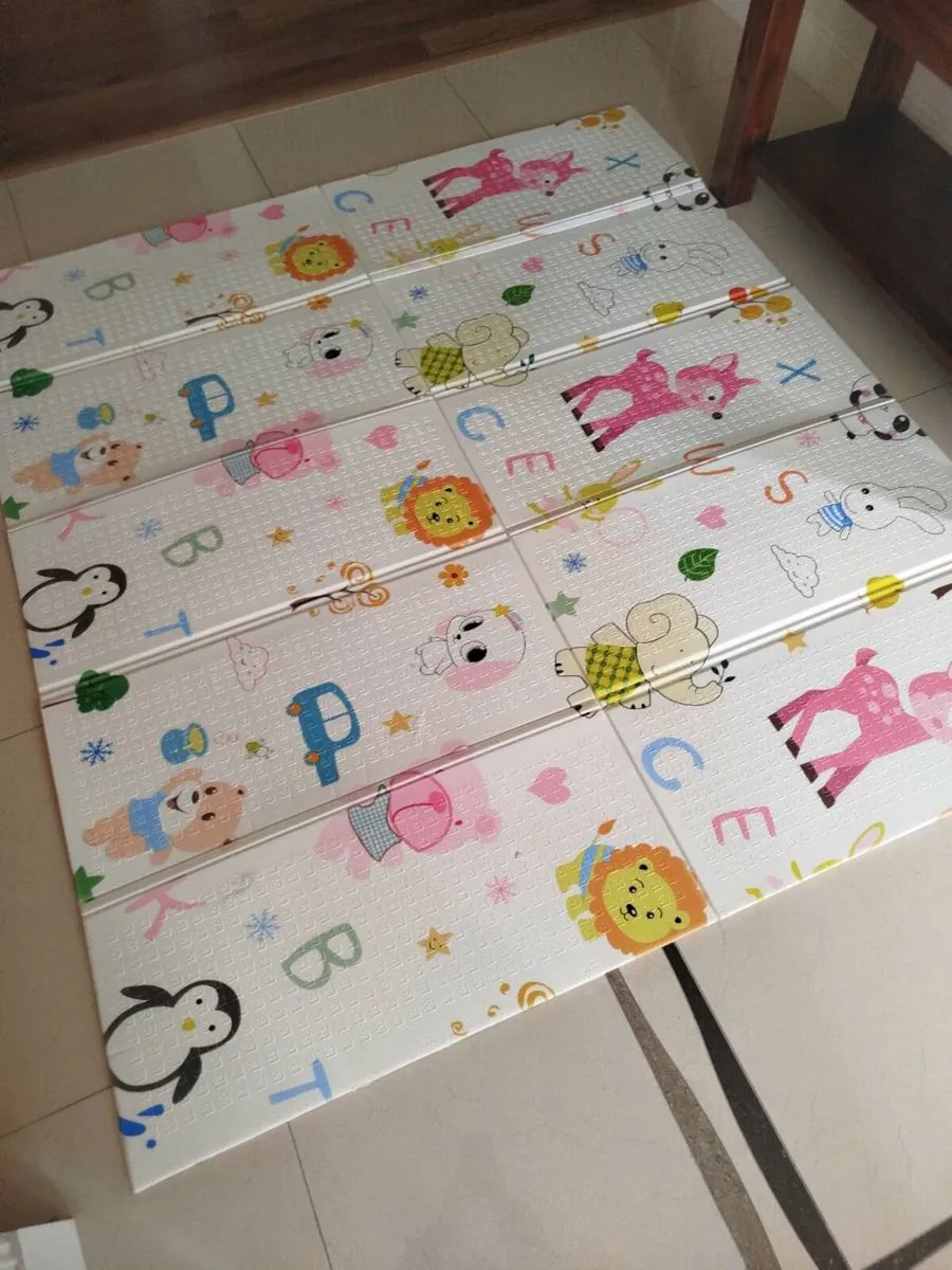 Foam Playmat Reversible and Foldable - Image 4