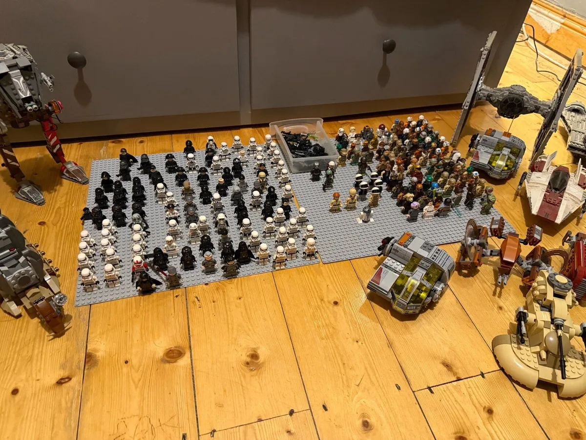 Lego bulk lot - Image 1