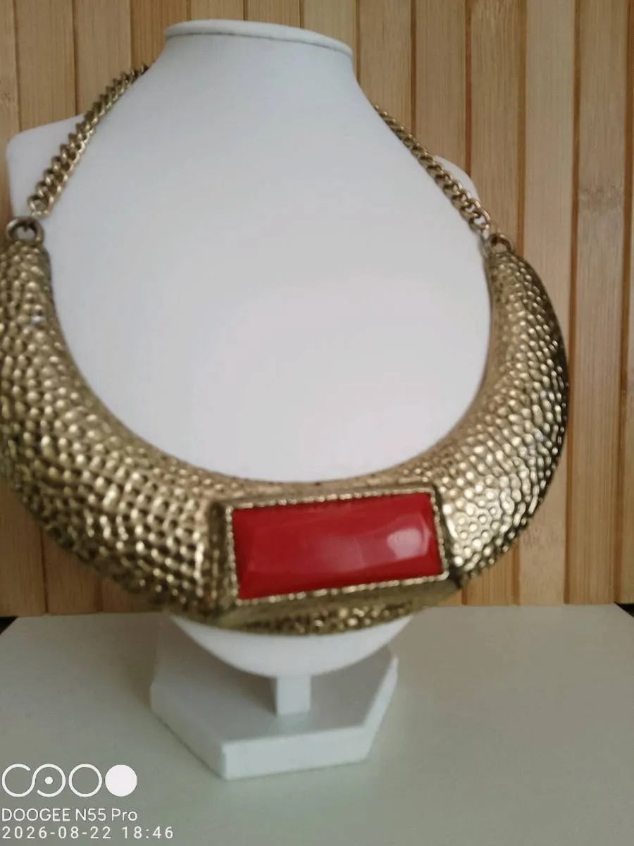 Women's Necklace - Image 1
