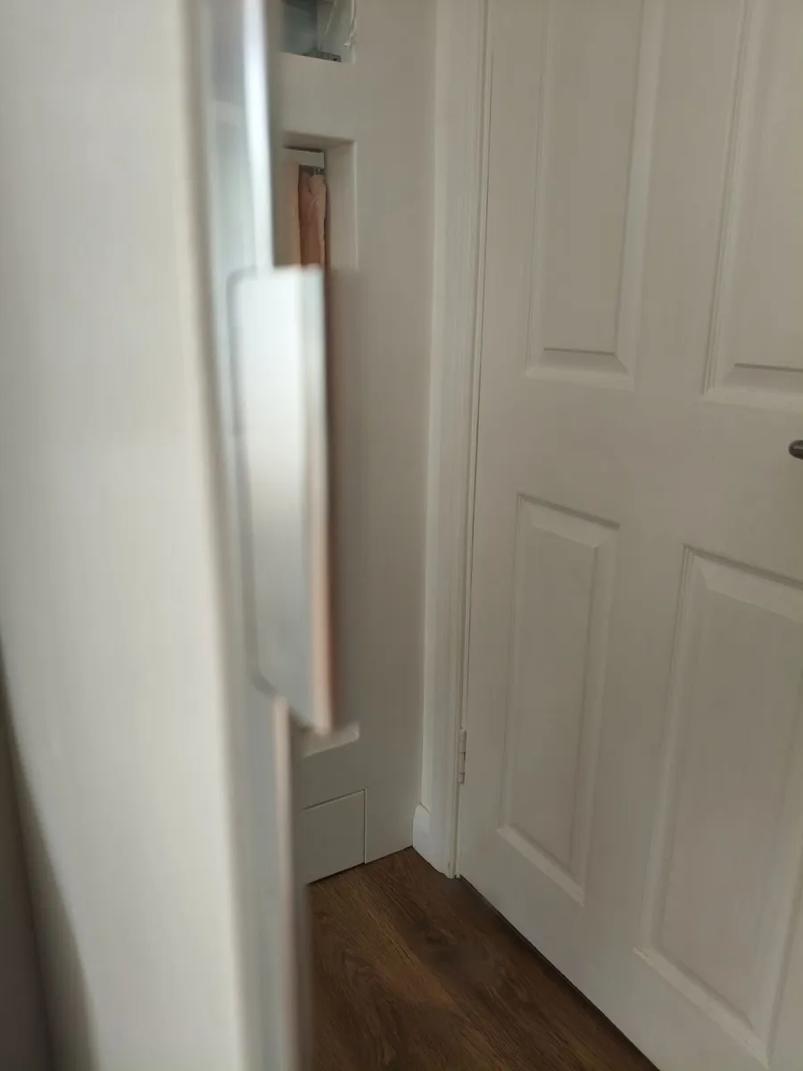 Wardrobe - Image 3