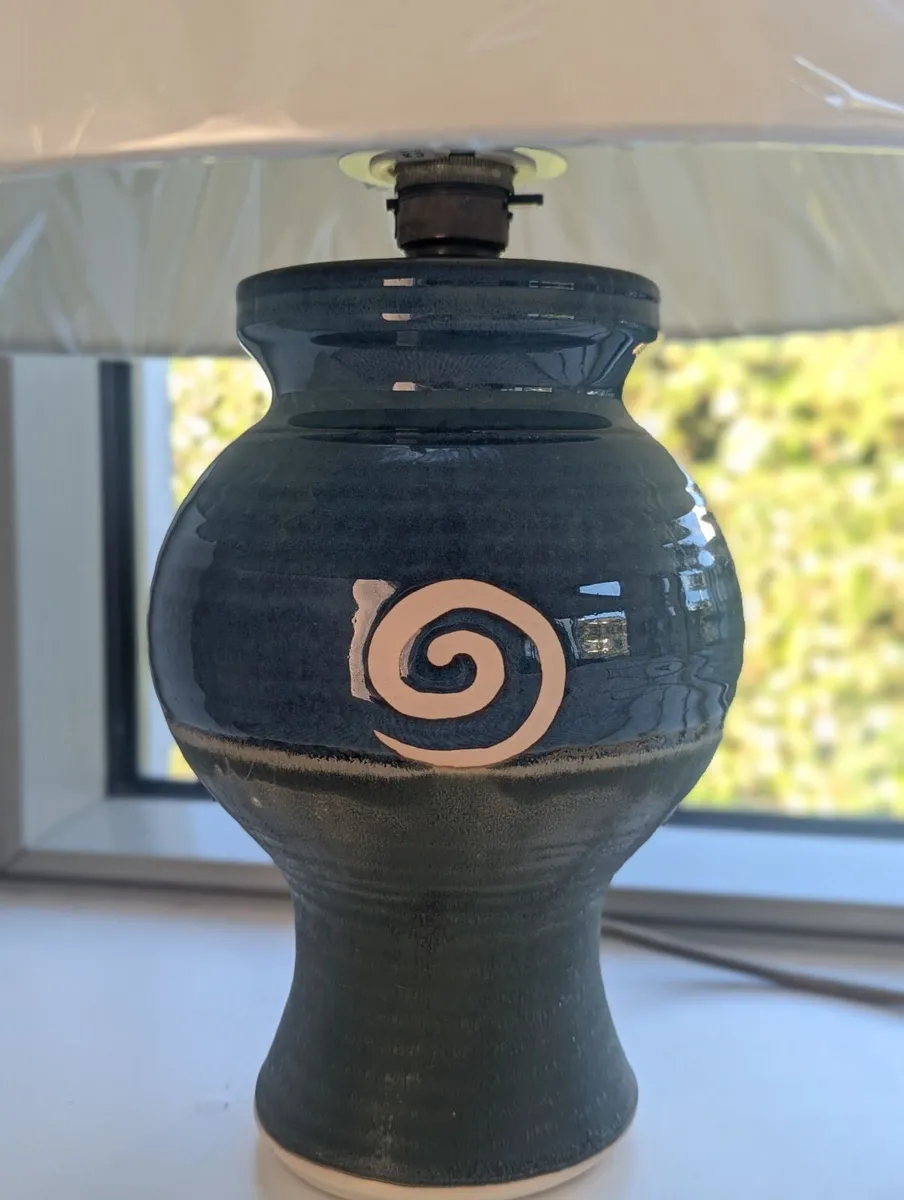 Jack O’Patsy Irish Studio Pottery Ceramic Lamp - Image 3