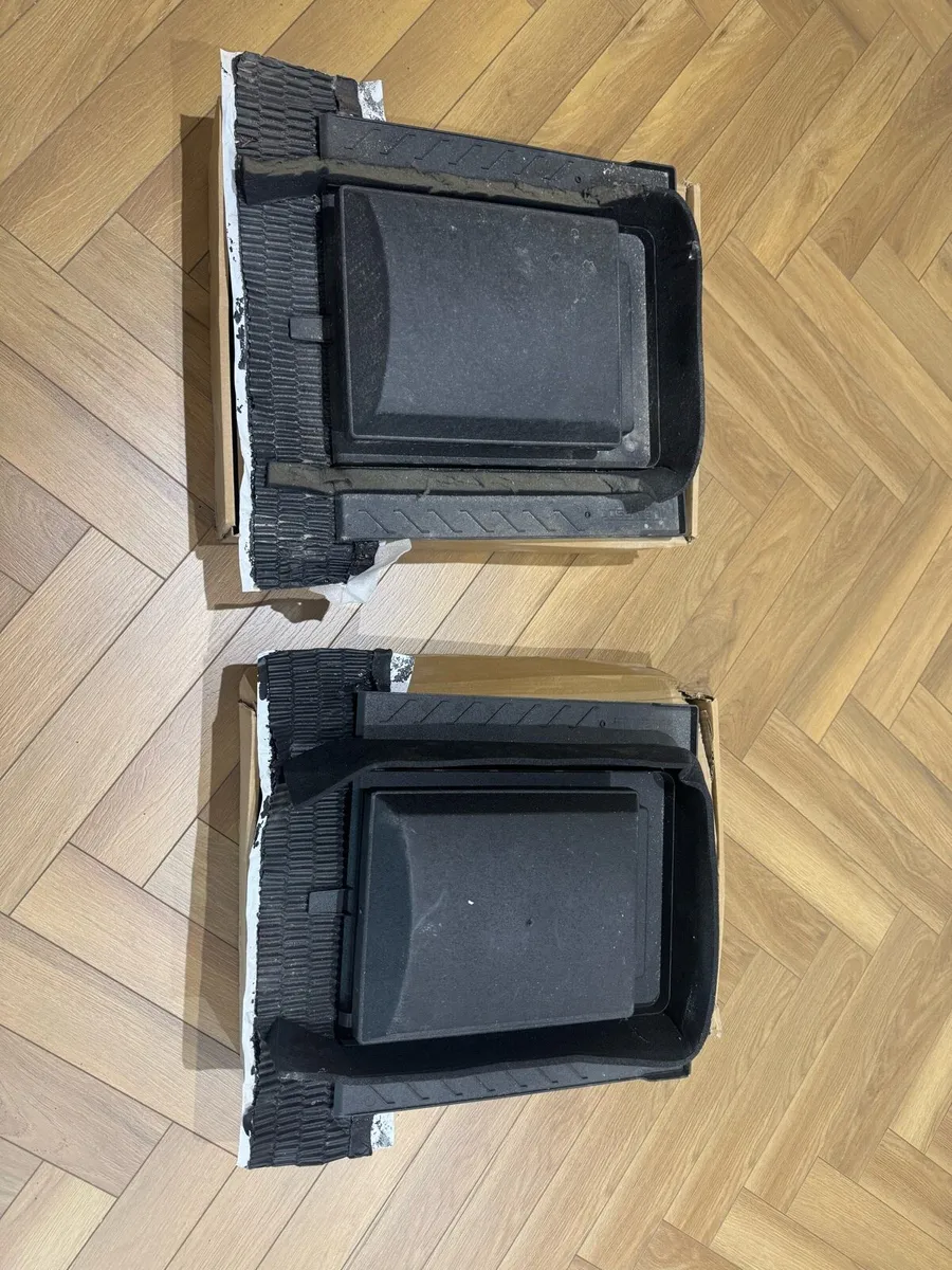 Glidevale G5 Versa-Tile Roof Tile Ventilator x 2 - Image 1