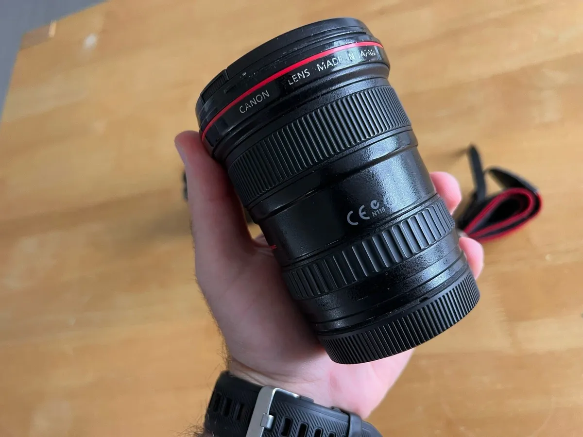 Canon EF 17-40mm f/4L lens - Image 2