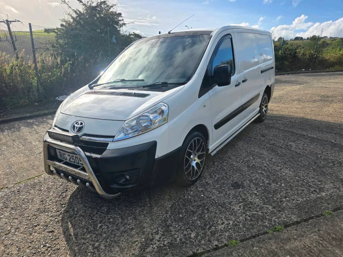 2016 toyota proace - Image 2