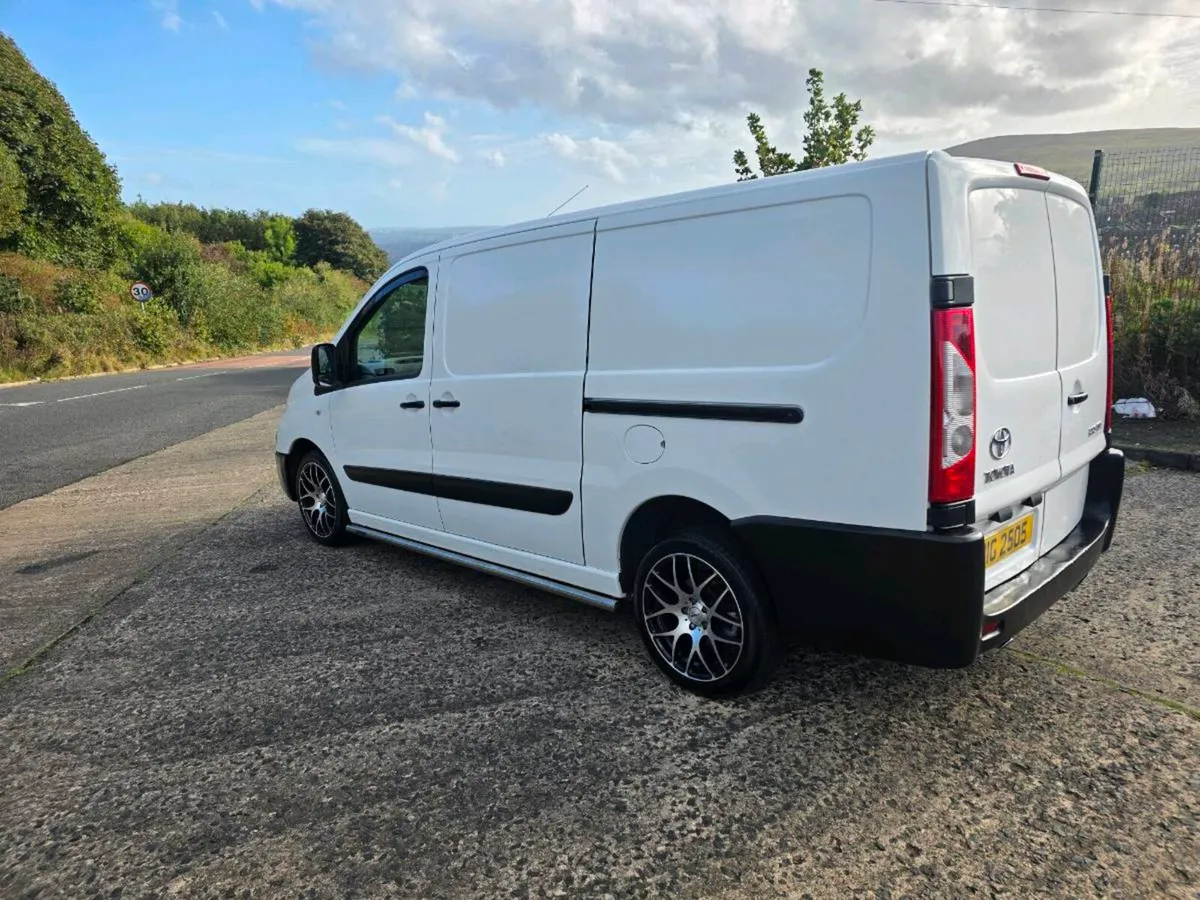 2016 toyota proace - Image 3