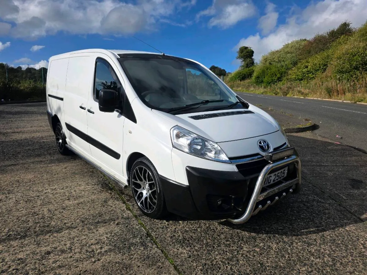 2016 toyota proace - Image 1