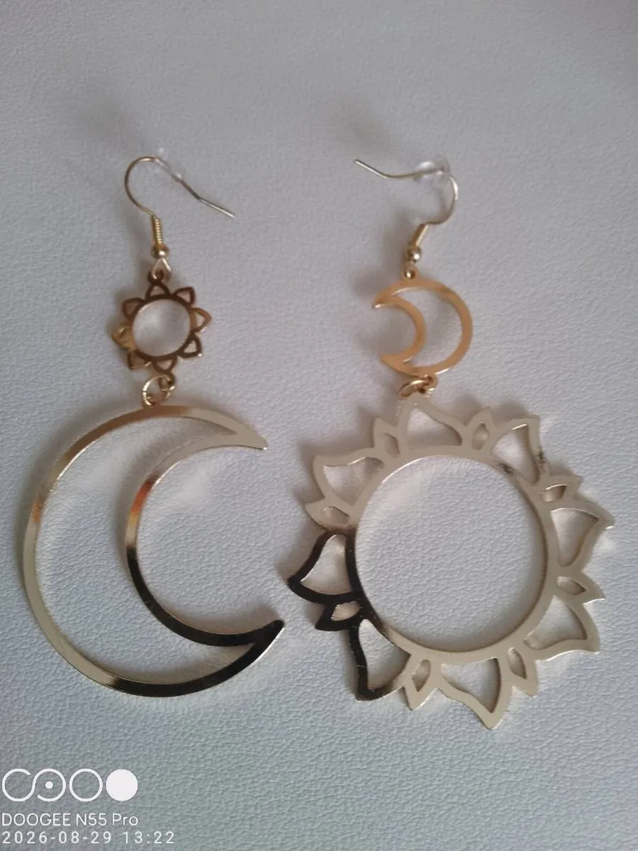 Women's Earrings - Image 2