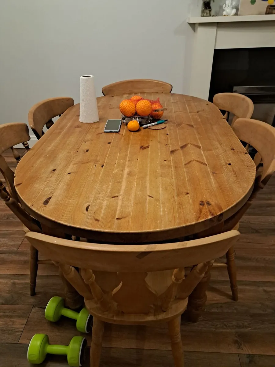 Dining table with 6 chairs - Image 2