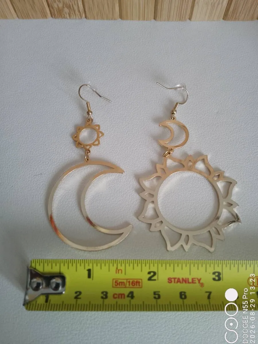 Women's Earrings - Image 3