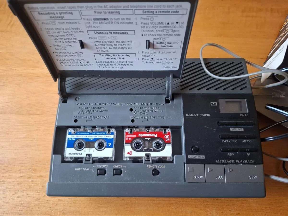 Panasonic KX-T 2100 Answering Machine - Image 2