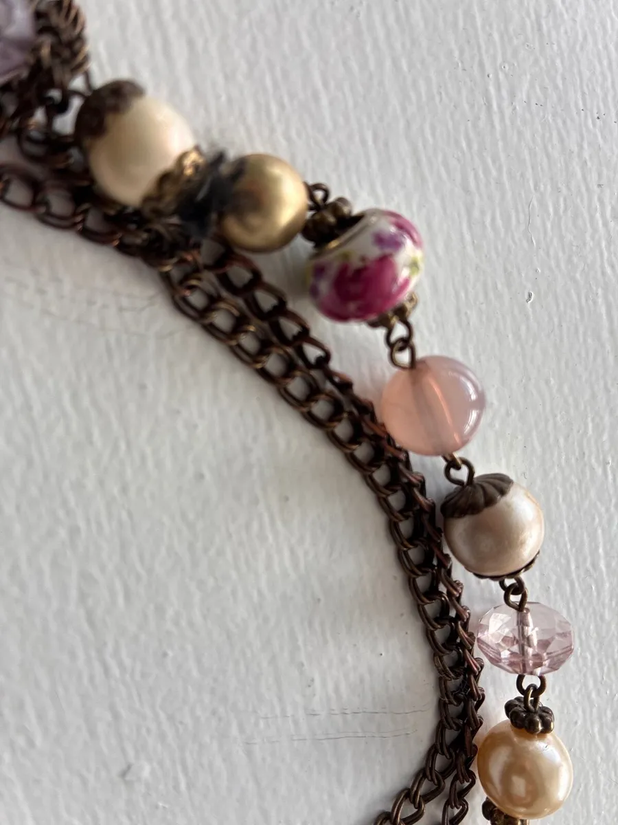 Vintage-bronze chain adorned with faux pearls and - Image 3