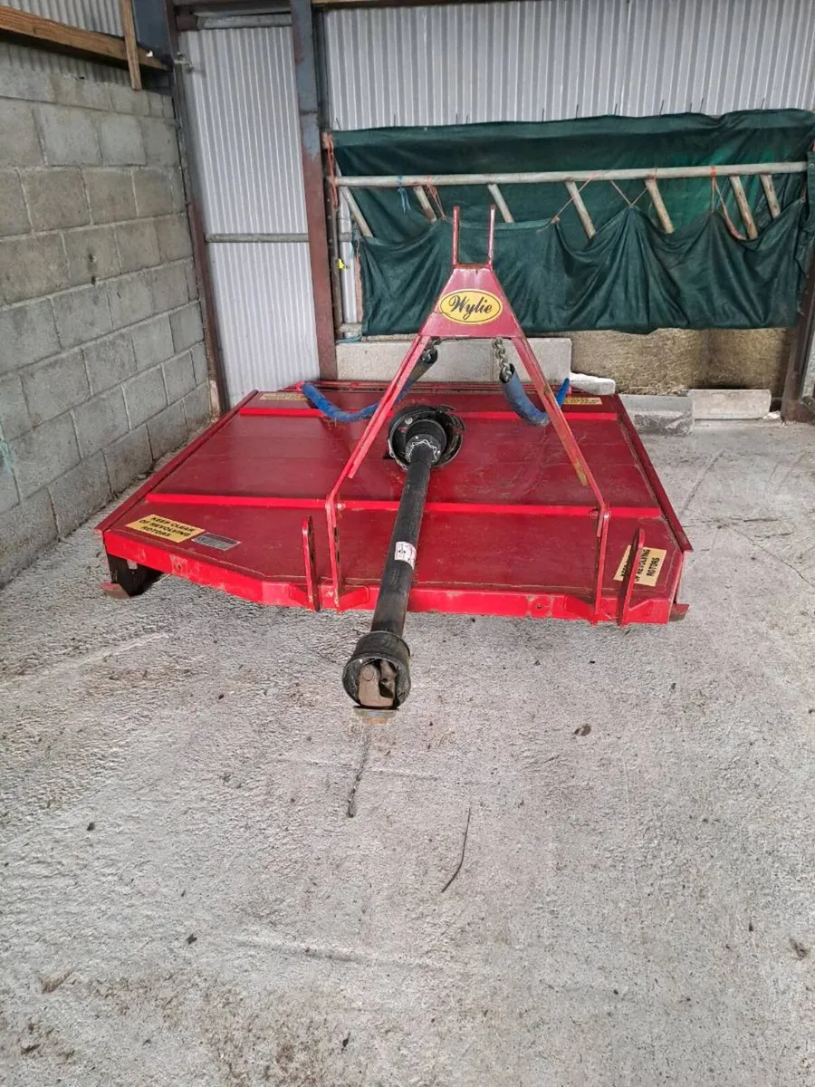 Topper - Image 1