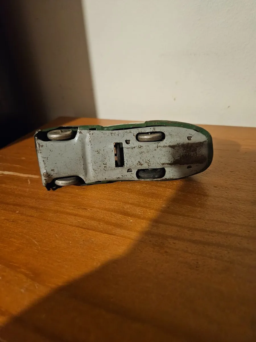 Vintage Tinplate Car - Image 1
