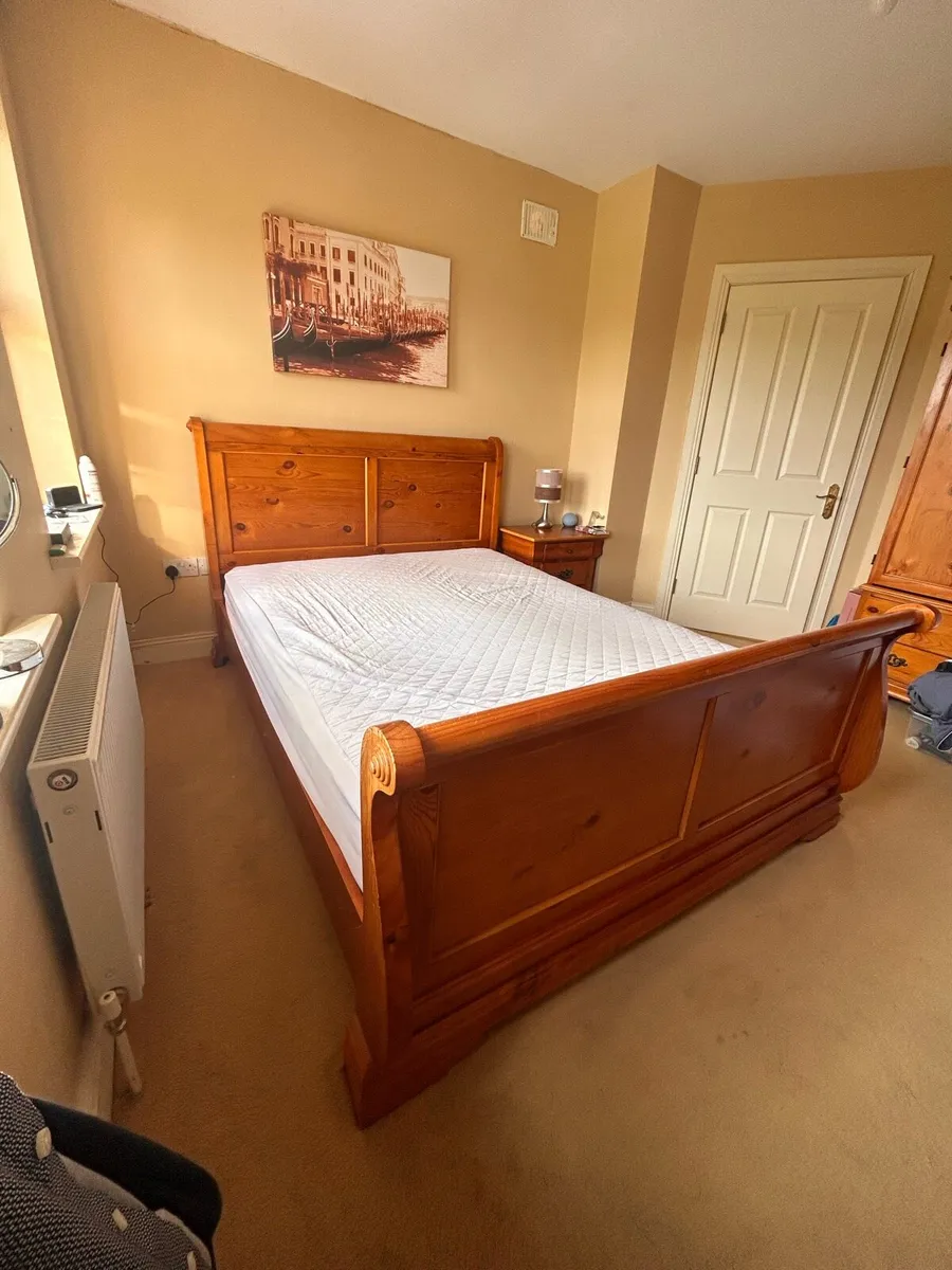 Bedroom furniture - Image 2