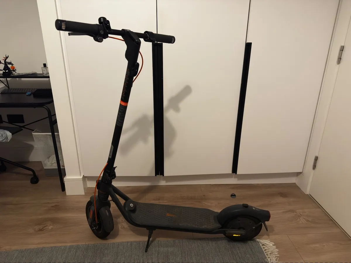 Segway Ninebot F2 Pro 2 - Image 1