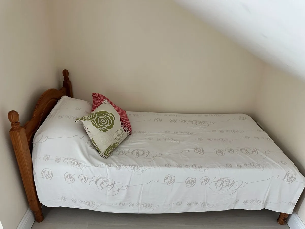 Contents of House - Starter Home or Landlord - Image 4