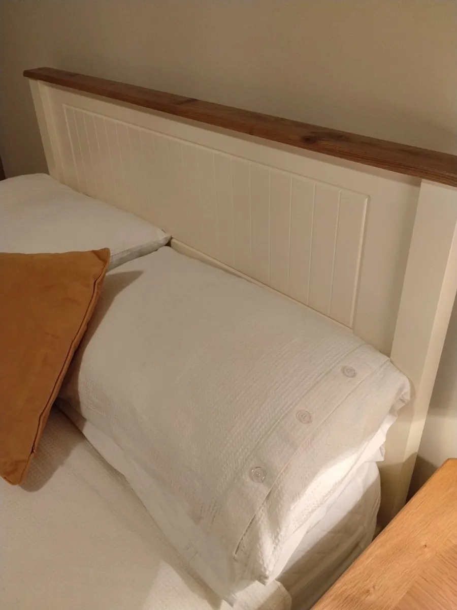 4ft Double Bed Frame & Matching Locker - Image 3