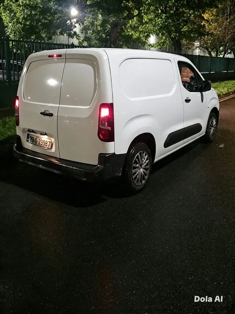 Peugeot Partner 2021 - Image 2