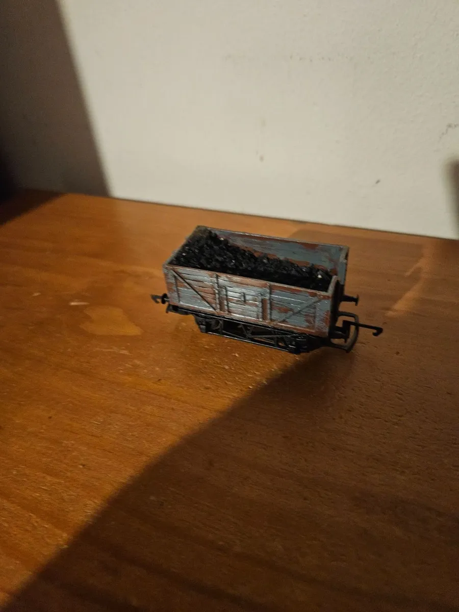 Hornby OO Gauge Wagon - Image 1