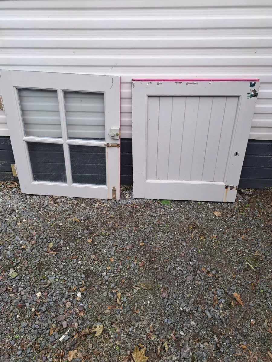 Half door.