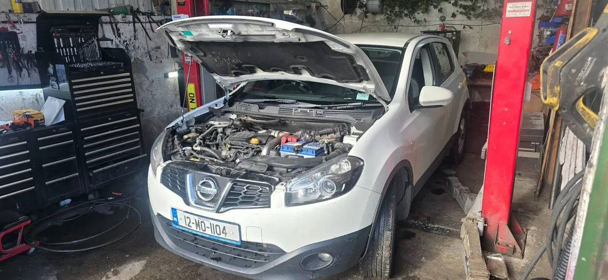 Nissan qashqai 1.6 Diesel, 4X4    R9M    for parts - Image 1
