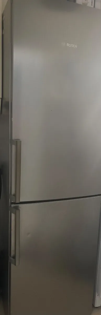 Refrigerator/ Freezer - Image 1